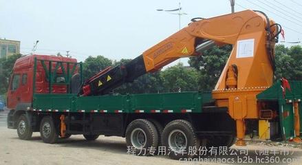廠家直銷多噸位大型隨車吊，全國送車上門，程力專車鉅惠來襲